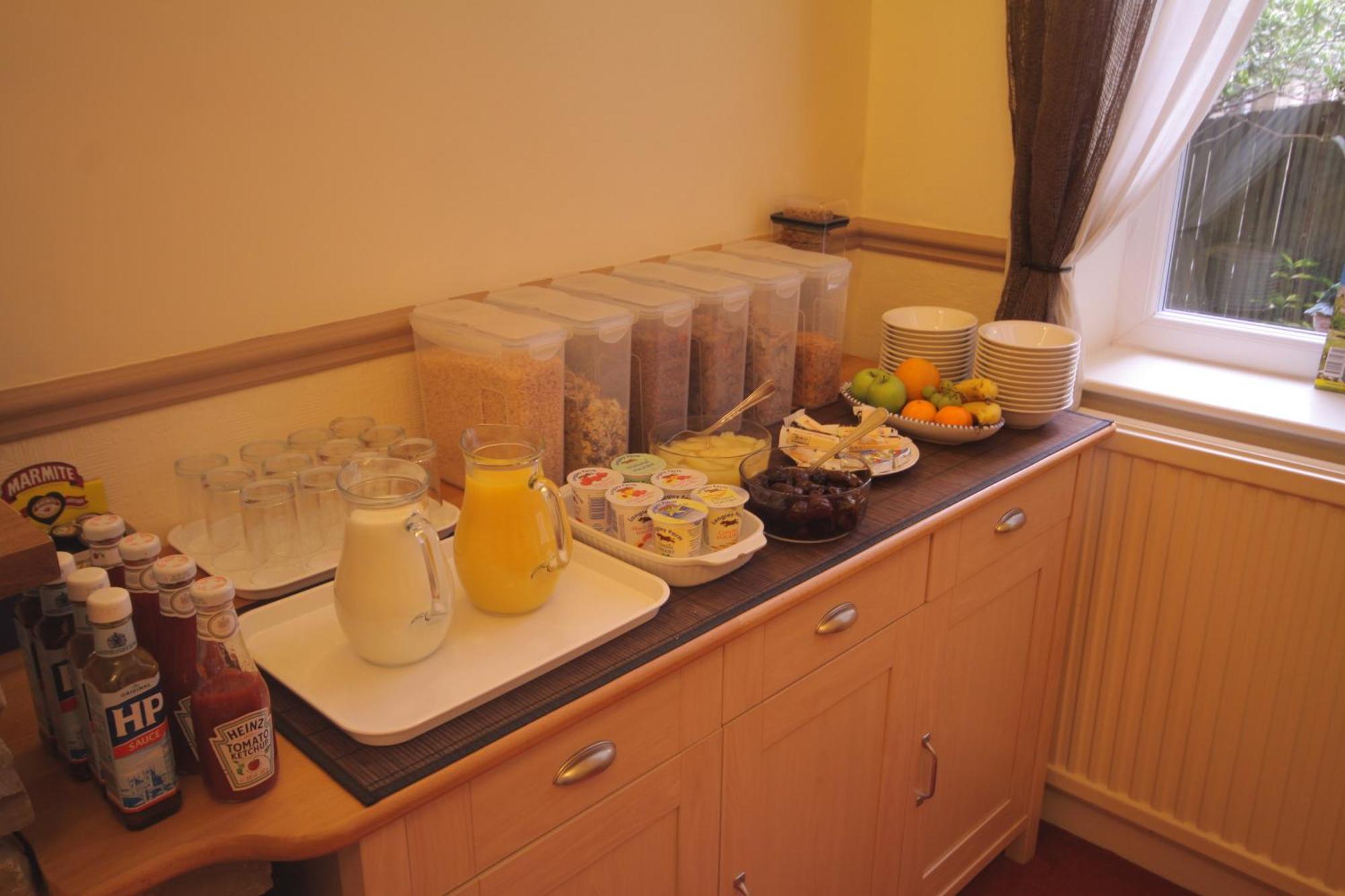 The Dales Bed and Breakfast Harrogate Eksteriør billede