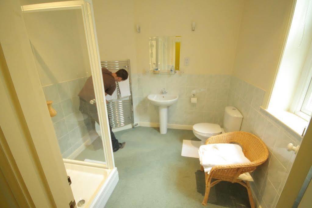 The Dales Bed and Breakfast Harrogate Eksteriør billede